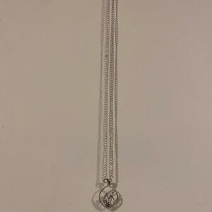 Elegant Silver Pendant Necklace